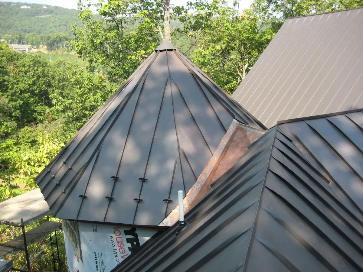 Professional Gutter Cleaning by Craftsman Roofing in Newland
